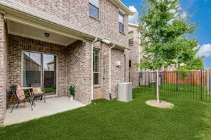 8254 Primrose Wy, Dallas, TX 75252 - Photo 14