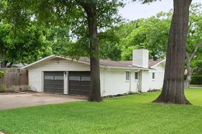801 Waggoner Drive, Arlington, TX 76013 - Photo 2
