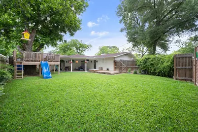 801 Waggoner Drive, Arlington, TX 76013 - Photo 22