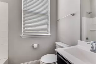 1900 Bel Air Dr, Arlington, TX 76010 - Photo 12