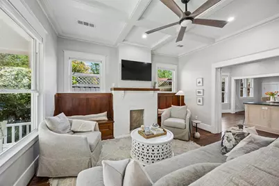 628 Woodlawn Avenue, Dallas, TX 75208 - Photo 6