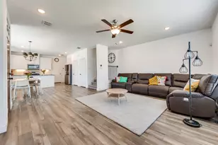 4567 Cypress Thorn Dr, Arlington, TX 76005 - Photo 6