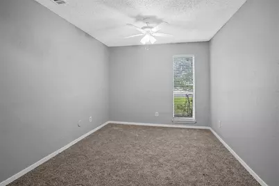 2156 Fleur De Lis Court, Arlington, TX 76012 - Photo 10