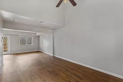 2156 Fleur De Lis Court, Arlington, TX 76012 - Photo 34