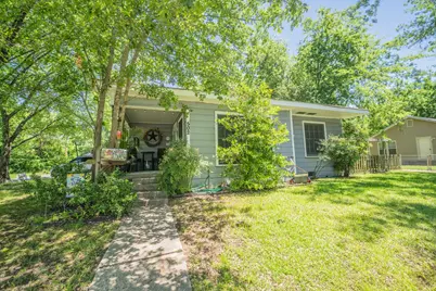 502 Davis Street S, Sulphur Springs, TX 75482 - Photo 1