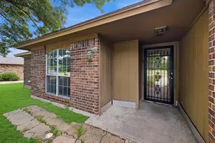 1838 W Taylor St, Sherman, TX 75092 - Photo 10