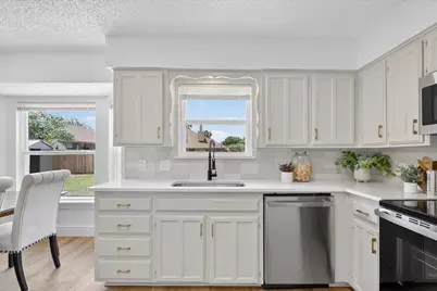 6636 Redbud Drive, Watauga, TX 76148 - Photo 10