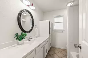 204 Overcrest Dr, Benbrook, TX 76126 - Photo 24