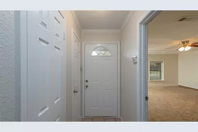 5621 Brent Drive, Haltom City, TX 76148 - Photo 6