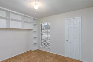 5621 Brent Dr, Haltom City, TX 76148 - Photo 16