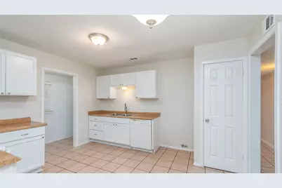 5621 Brent Drive, Haltom City, TX 76148 - Photo 30