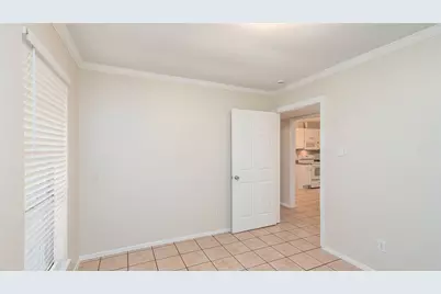 5621 Brent Drive, Haltom City, TX 76148 - Photo 8