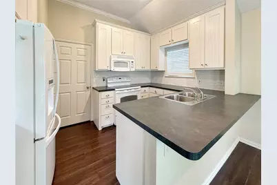 10257 Sunset View Drive, Fort Worth, TX 76108 - Photo 10