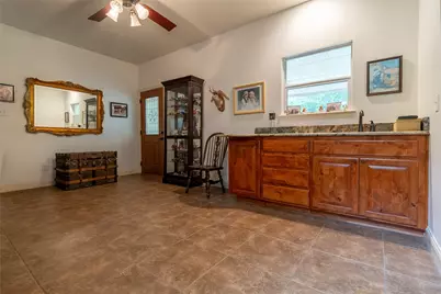 8510 Linden Court, Granbury, TX 76049 - Photo 8
