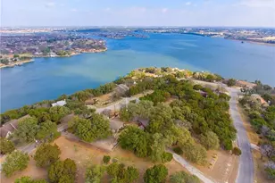 8510 Linden Ct, Granbury, TX 76049 - Photo 2