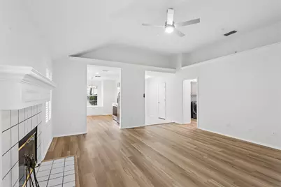 428 Caviness Drive, Grapevine, TX 76051 - Photo 6