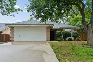 428 Caviness Dr, Grapevine, TX 76051 - Photo 1
