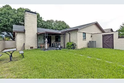 10826 Wallbrook Drive, Dallas, TX 75238 - Photo 24