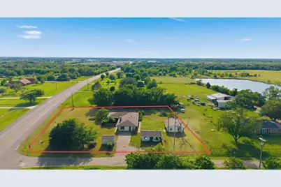 11800 Hallmark Street, Greenville, TX 75402 - Photo 2