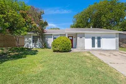 7217 Knight Drive, The Colony, TX 75056 - Photo 4
