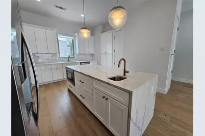 2620 Valley View Lane #102, Farmers Branch, TX 75234 - Photo 18