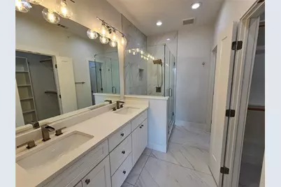 2620 Valley View Lane #102, Farmers Branch, TX 75234 - Photo 24