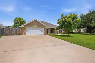 912 Wheeler Creek Dr, Gainesville, TX 76240 - Photo 34