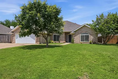 912 Wheeler Creek Drive, Gainesville, TX 76240 - Photo 1