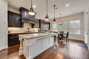 1025 W Bluff Way, Roanoke, TX 76262 - Photo 12