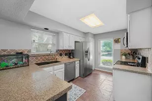 4401 Boston Dr, Plano, TX 75093 - Photo 2