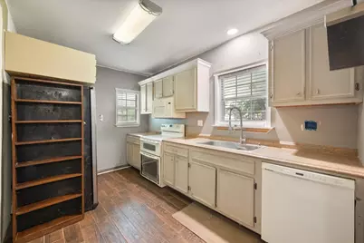 2001 N Beaton Street, Corsicana, TX 75110 - Photo 8