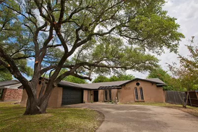 3905 Sundown Drive, Benbrook, TX 76116 - Photo 2
