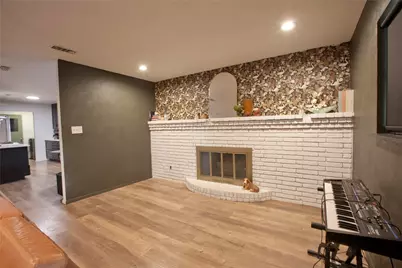 3905 Sundown Drive, Benbrook, TX 76116 - Photo 12