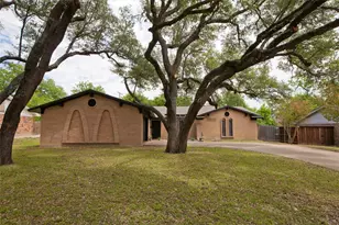 3905 Sundown Dr, Benbrook, TX 76116 - Photo 1