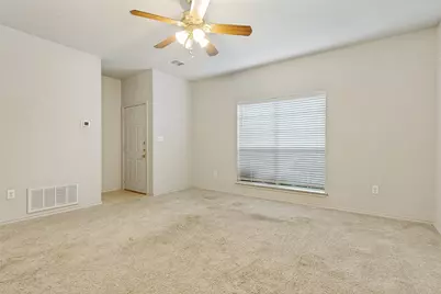 400 Stockard Street, Lake Dallas, TX 75065 - Photo 2