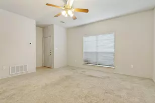 400 Stockard St, Lake Dallas, TX 75065 - Photo 2