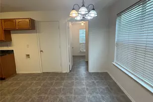 10745 Many Oaks Dr, Fort Worth, TX 76140 - Photo 4