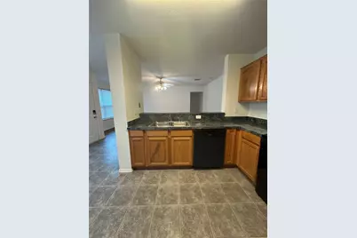10745 Many Oaks Drive, Fort Worth, TX 76140 - Photo 6