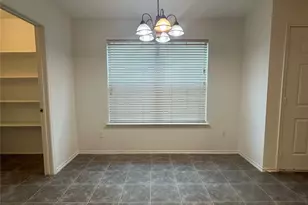 10745 Many Oaks Dr, Fort Worth, TX 76140 - Photo 8