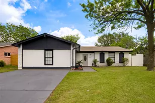 1330 Willowbrook St, Lancaster, TX 75134 - Photo 1