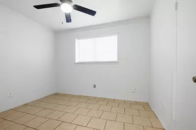 1330 Willowbrook Street, Lancaster, TX 75134 - Photo 6