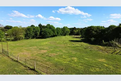 1542 W Reindeer, Lancaster, TX 75146 - Photo 20