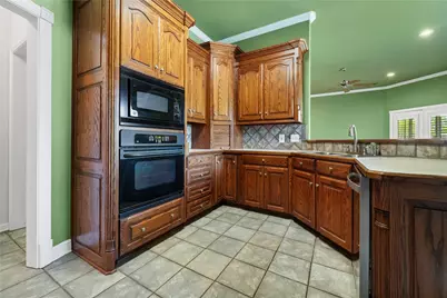 2205 Covington Court, Sherman, TX 75092 - Photo 6