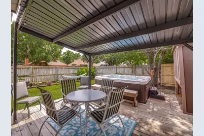 3335 Kelley Drive, Grand Prairie, TX 75052 - Photo 4