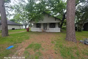 1903 N Main St, Bonham, TX 75418 - Photo 2