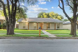 3317 Janwood Ln, Garland, TX 75044 - Photo 4