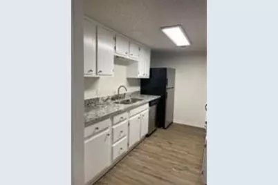 1505 W Pearl Street #15, Granbury, TX 76048 - Photo 4
