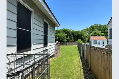 501 E Holley Street, Mesquite, TX 75149 - Photo 16