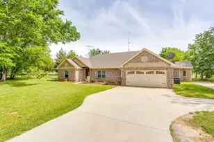 739 Co Rd 3696, Springtown, TX 76082 - Photo 1
