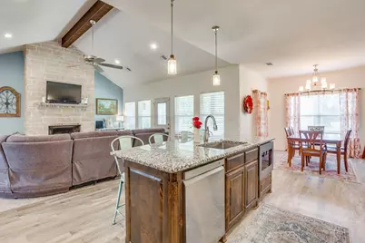739 County Road 3696, Springtown, TX 76082 - Photo 10